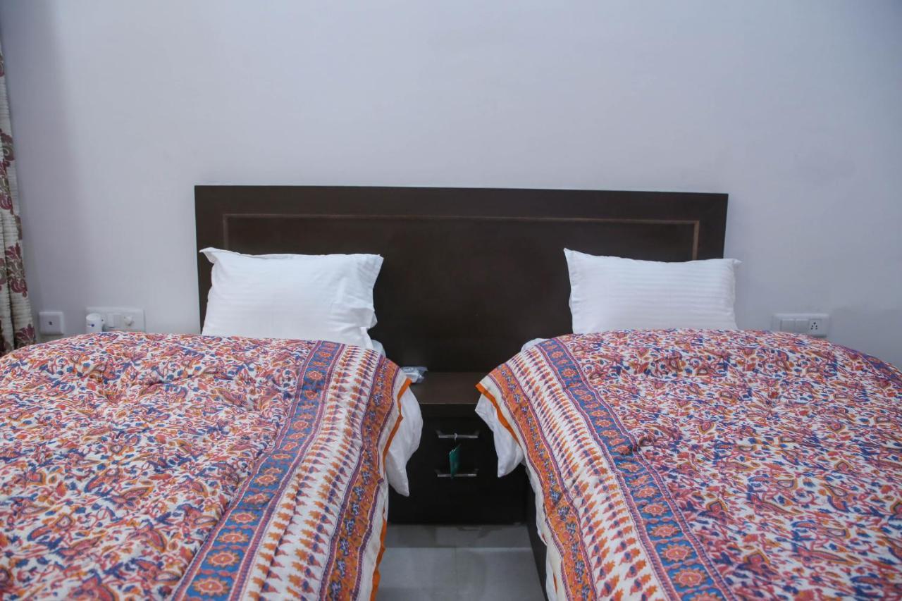 Aradhana'S Home Stay Agra  Ngoại thất bức ảnh