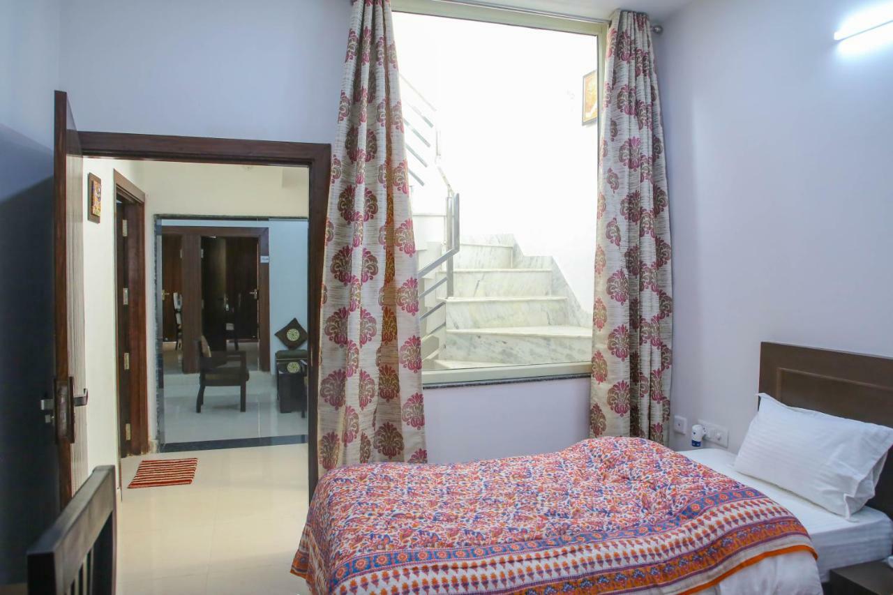 Aradhana'S Home Stay Agra  Ngoại thất bức ảnh